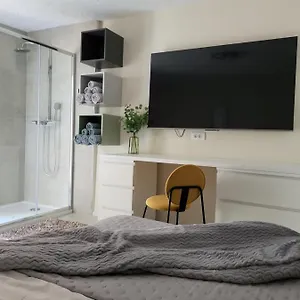 Old Town Sedlar Apartment